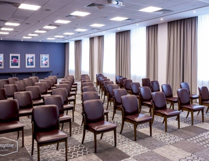 Конференц-залы - Корпоративным гостям - Отель Hampton by Hilton Brest / Хэмптон Хилтон Брест